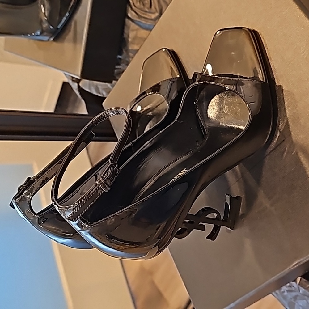 YSL Patent Heels - Picture 5 of 10